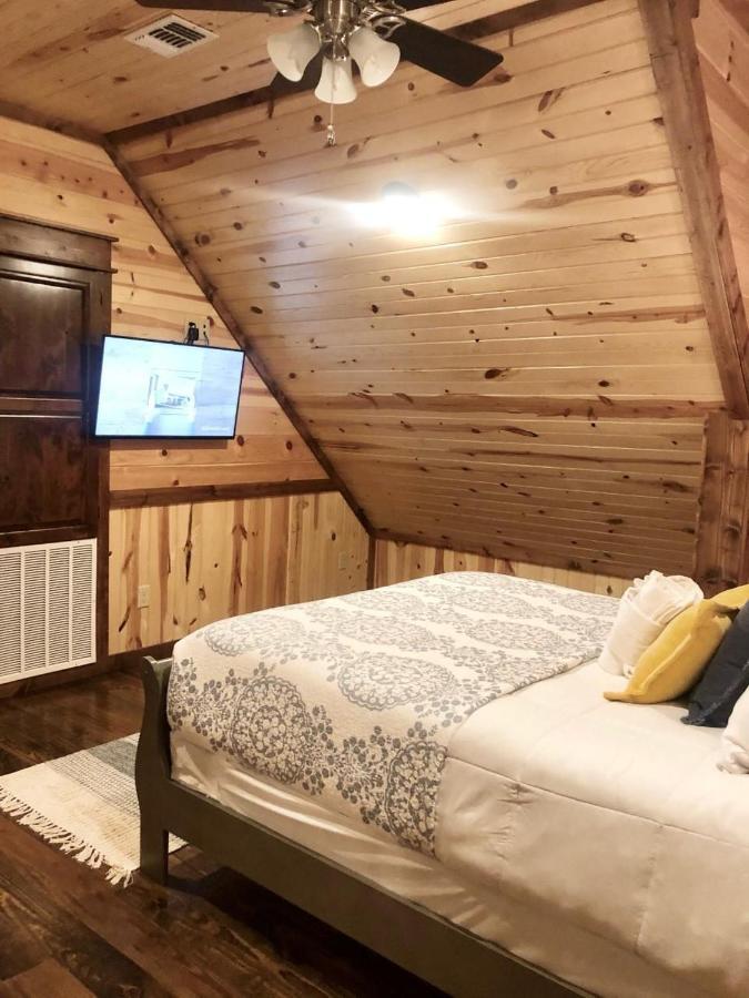 Stone Mountain Lodge 5000Sqft 6 Bed Game Room Pool Table Hot Tub Broken Bow Exteriér fotografie